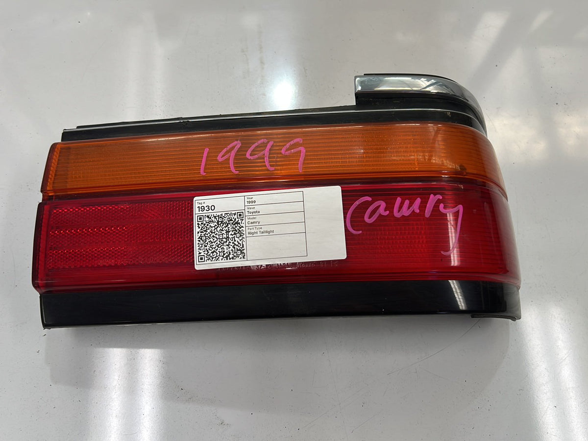1999 Toyota Camry - Right Taillight