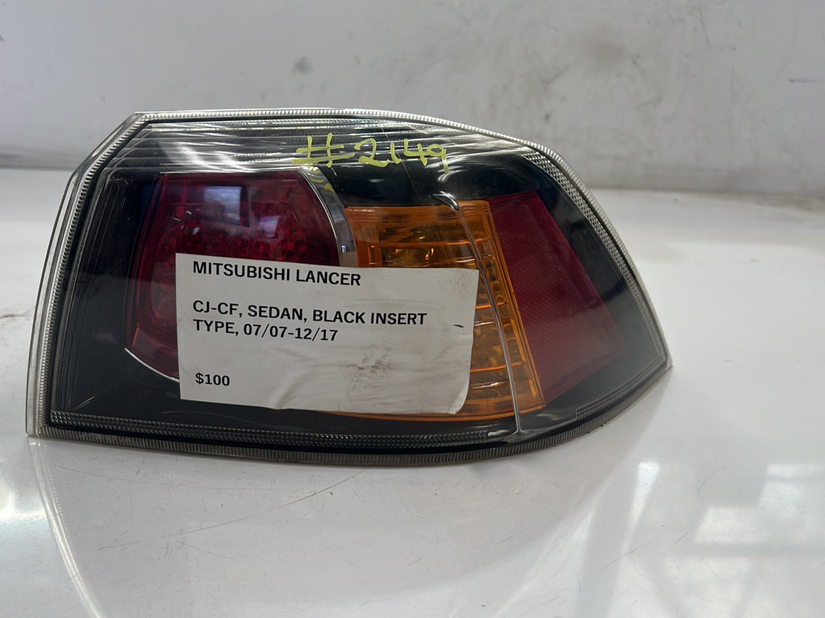 2010 Mitsubishi Lancer CJ - Right Taillight