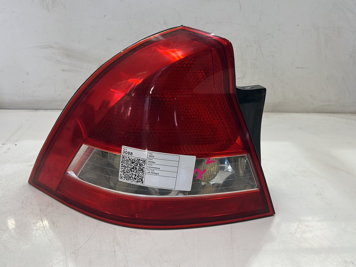 2004 Holden Commodore VZ Left Taillight
