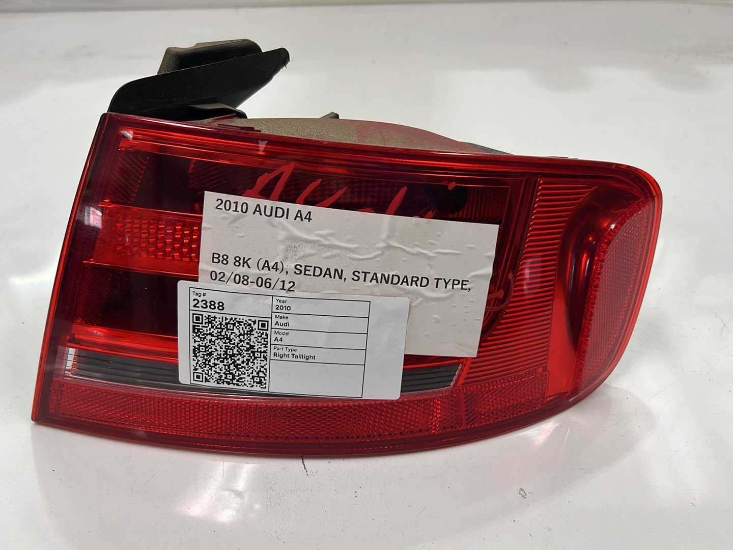 Right Taillight, 2010, Audi, A4