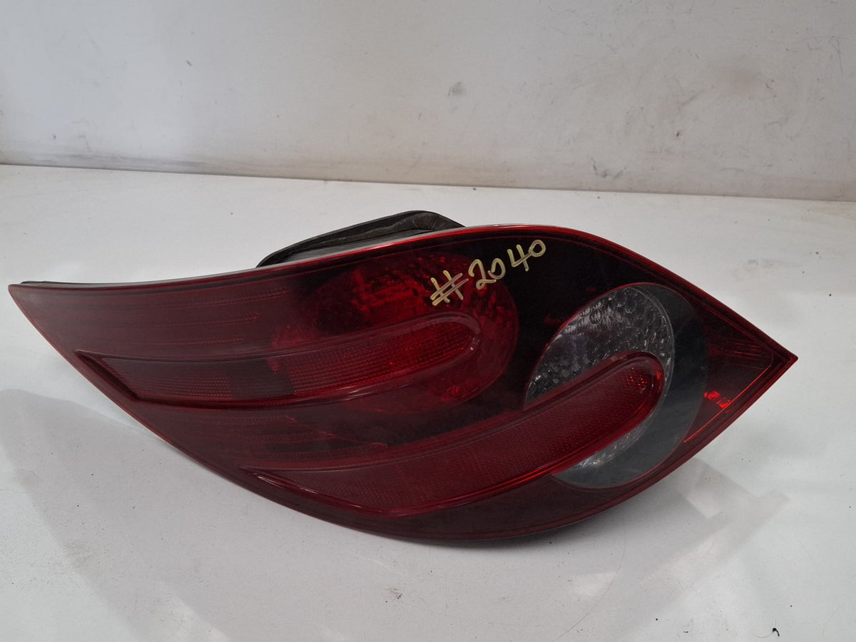 2007-2010 Mercedes-Benz R350 R-Class V251 W251 Left Taillight A251 820 11 64