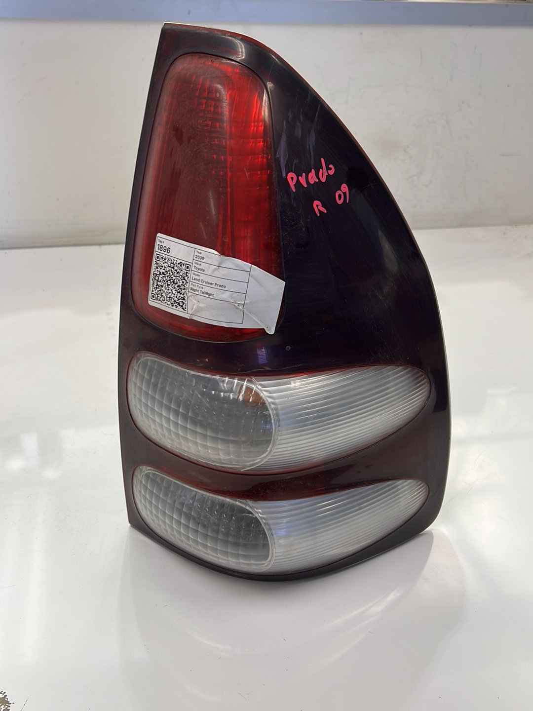 Right Taillight, 2009, Toyota, Land Cruiser Prado