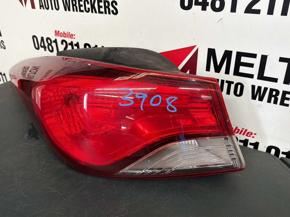2015 Hyundai Elantra MD- Left Taillight