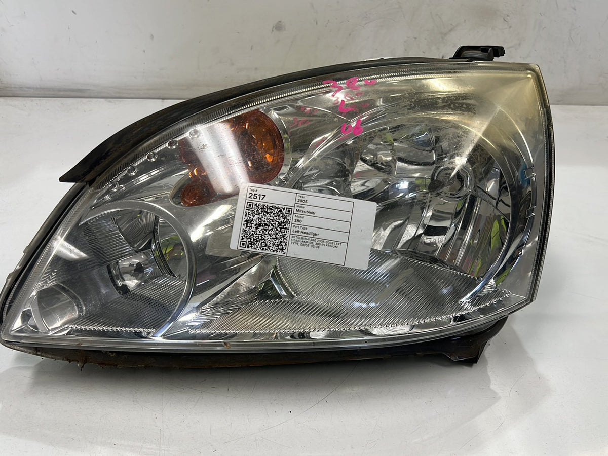 2005 Mitsubishi 380 - Left Headlight