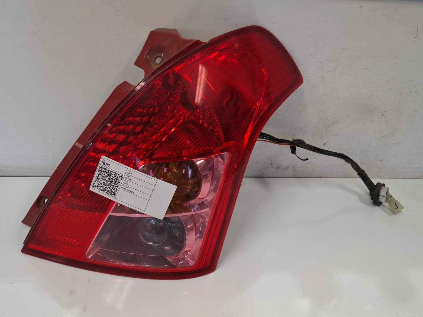 2007 Suzuki Swift III EZ - Right Taillight