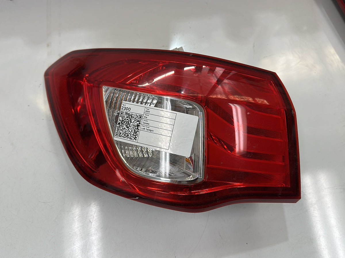 2011 Kia Cerato - Left Taillight