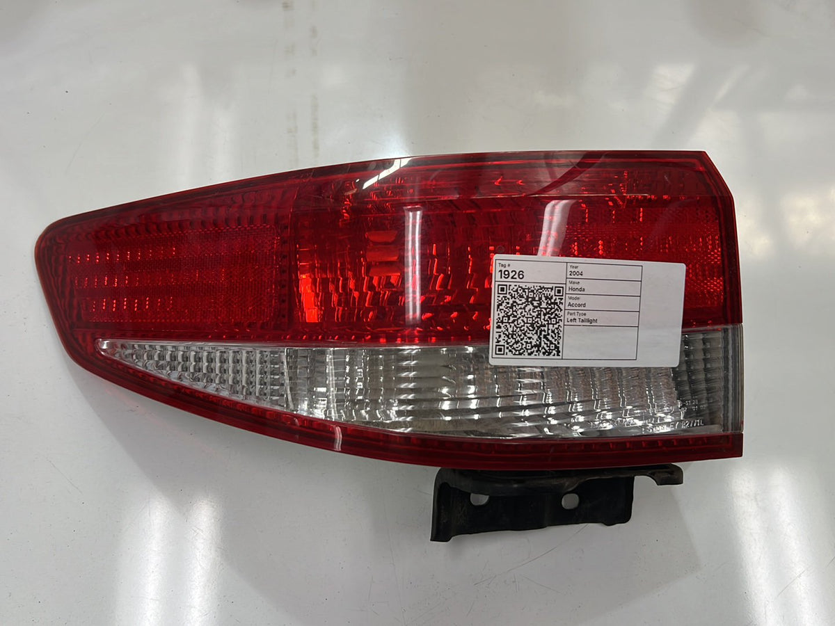 2004 Honda Accord CM - Left Taillight