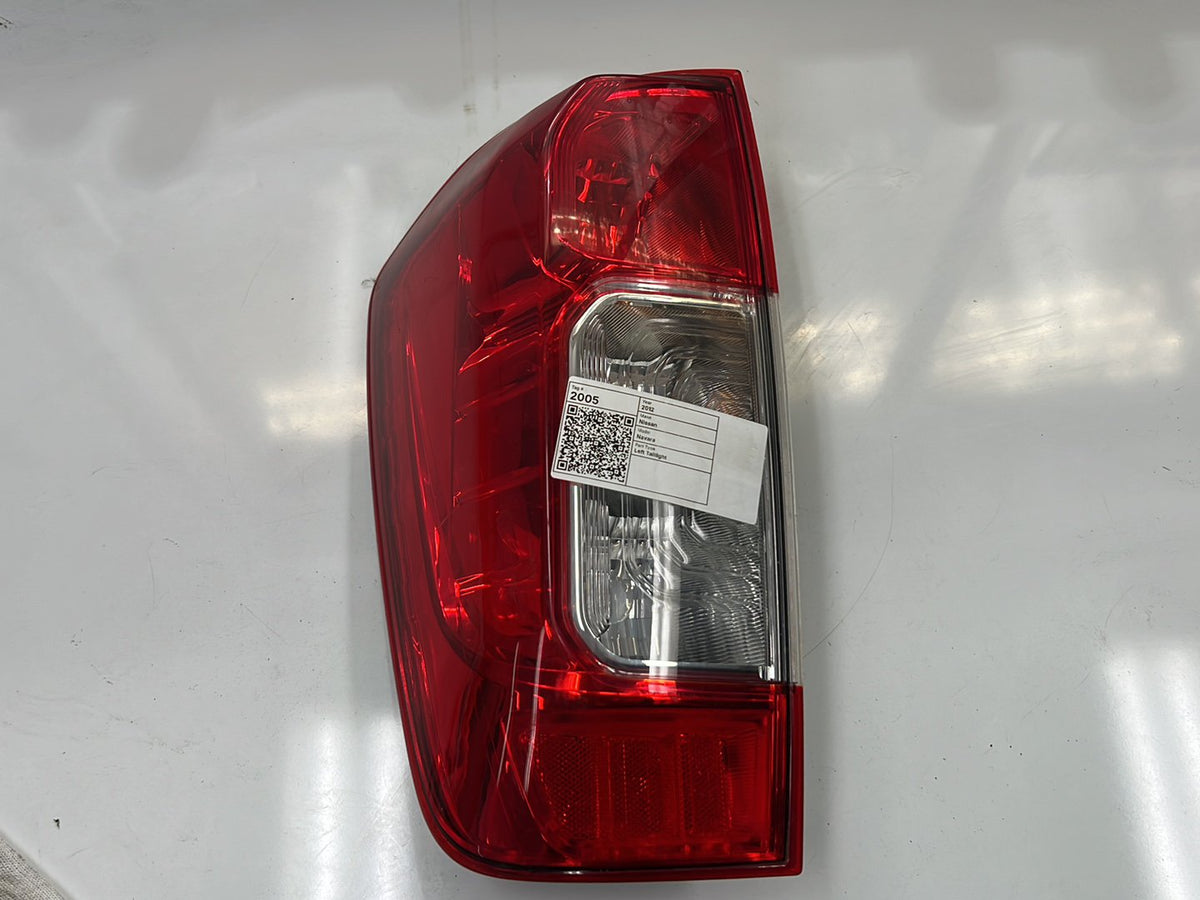 2012 Nissan Navara - Left Taillight