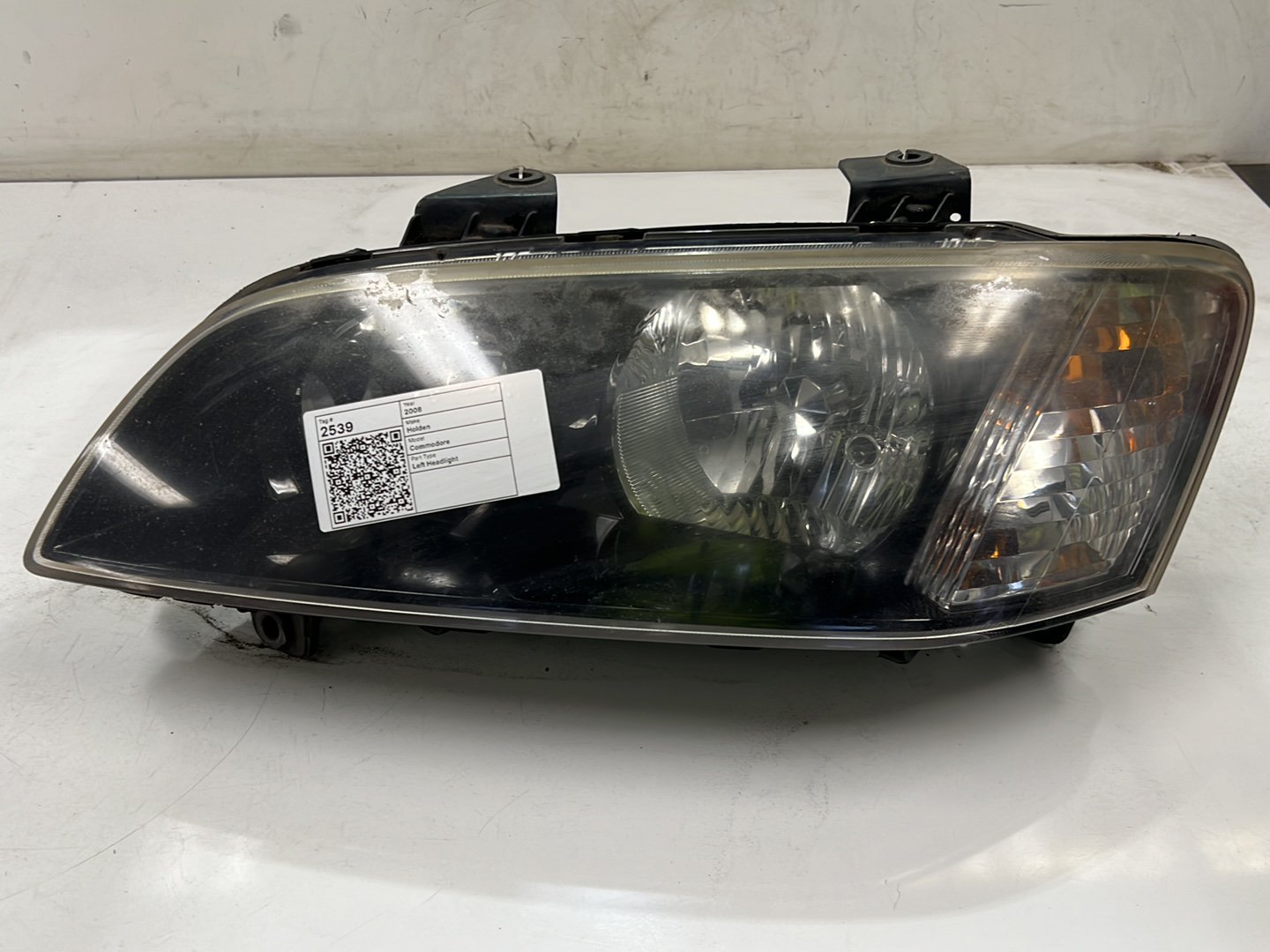 2006-2010 Holden Commodore VE - Left Headlight