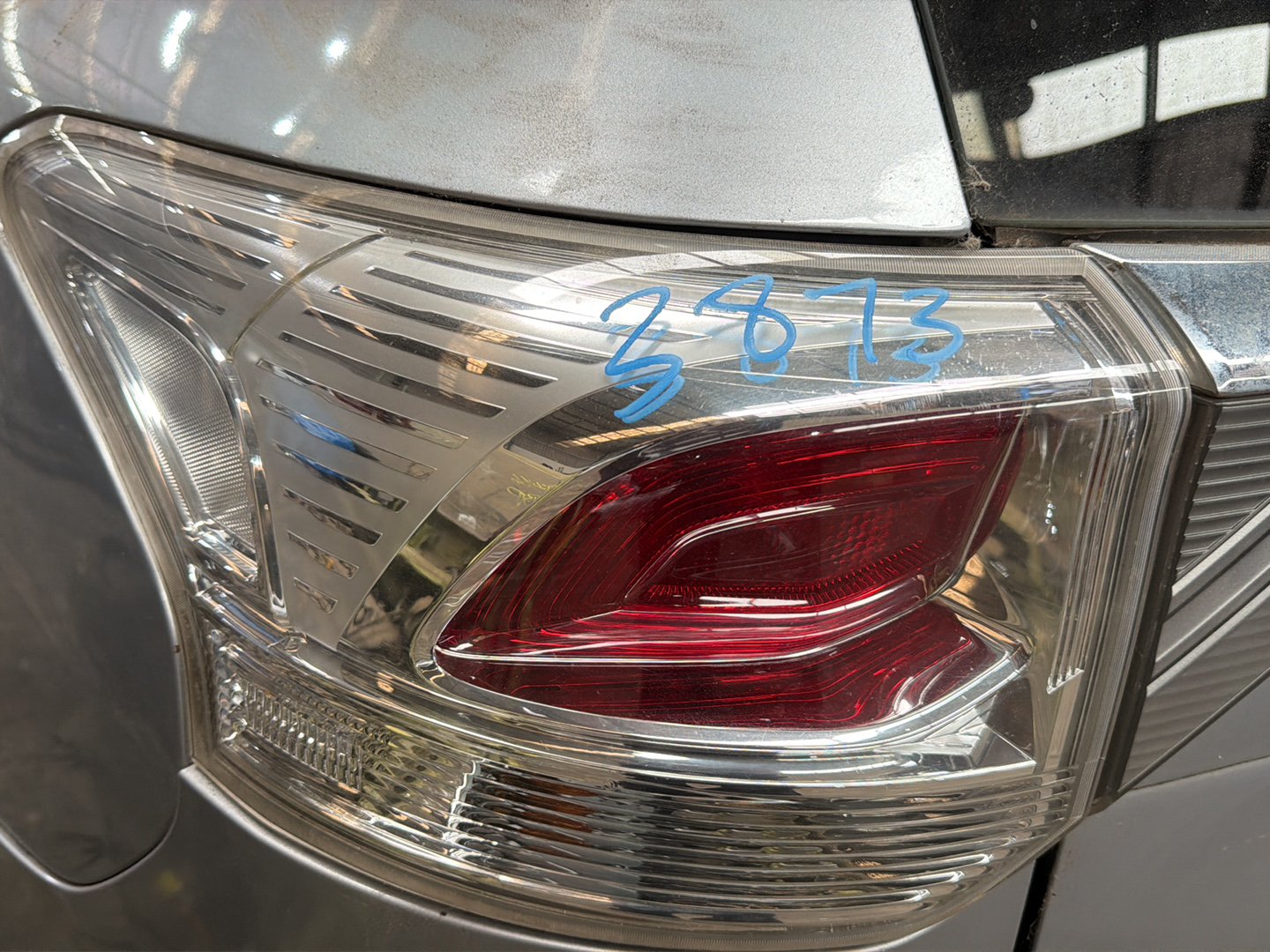 2013 Mitsubishi Outlander GF*W- Left Taillight