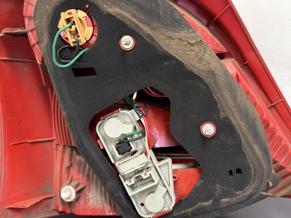 Oct 2005 to Aug 2008 - Toyota Yaris NCP9# Hatchback Australia Only - Right Taillight - Lens# 52-143