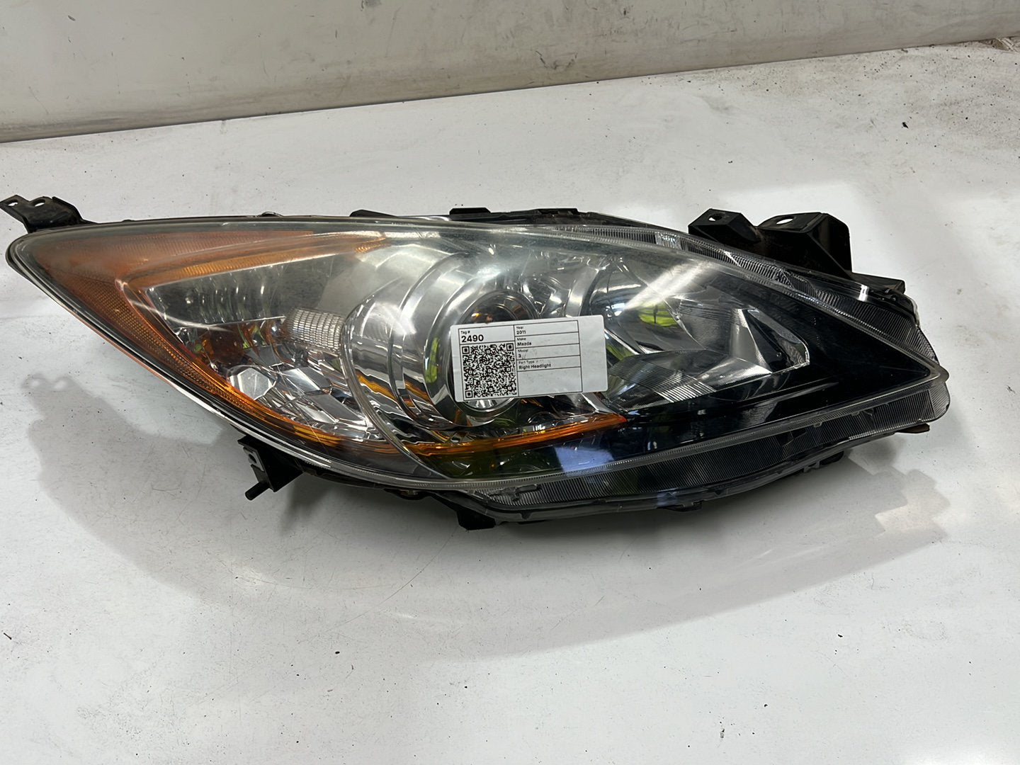 2011 Mazda 3 BL - Right Headlight