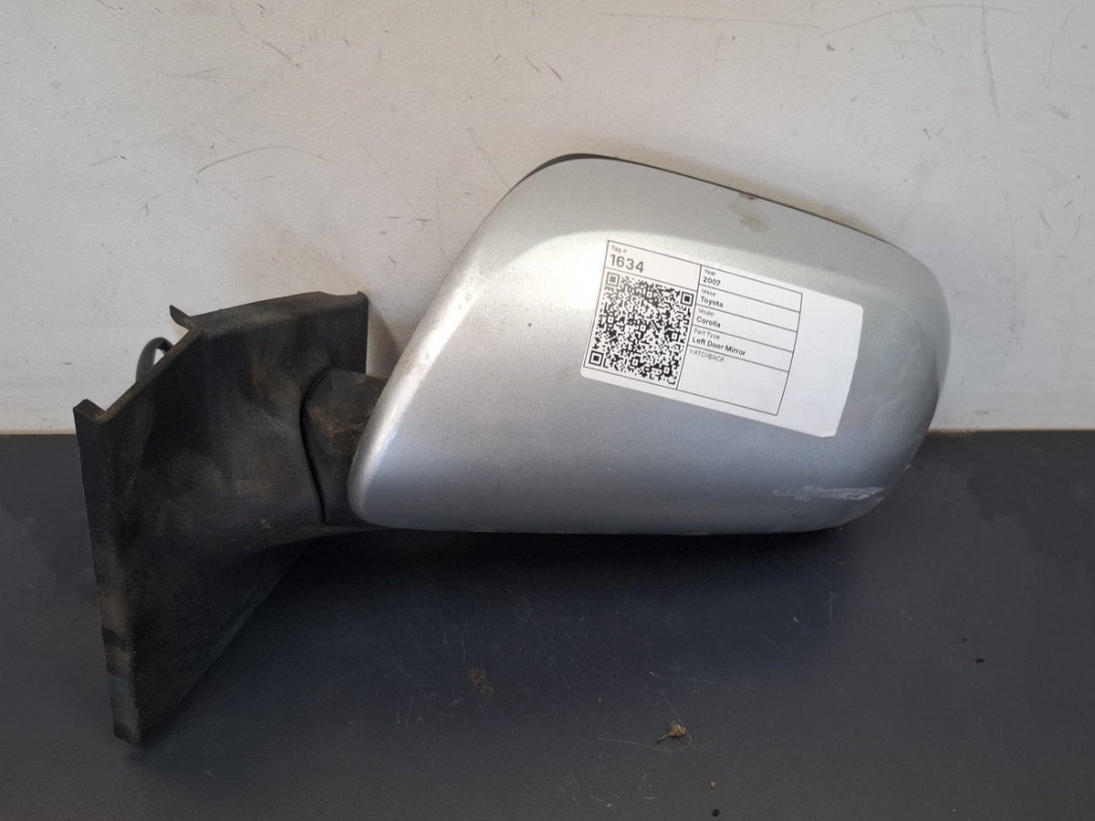 2007 Toyota Corolla E150 - Left Door Mirror