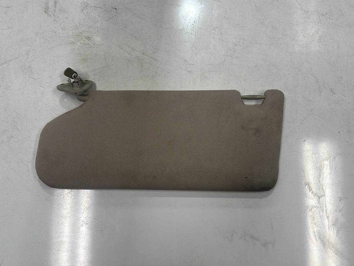 2018 Mitsubishi Outlander ZK Right Sun Visor