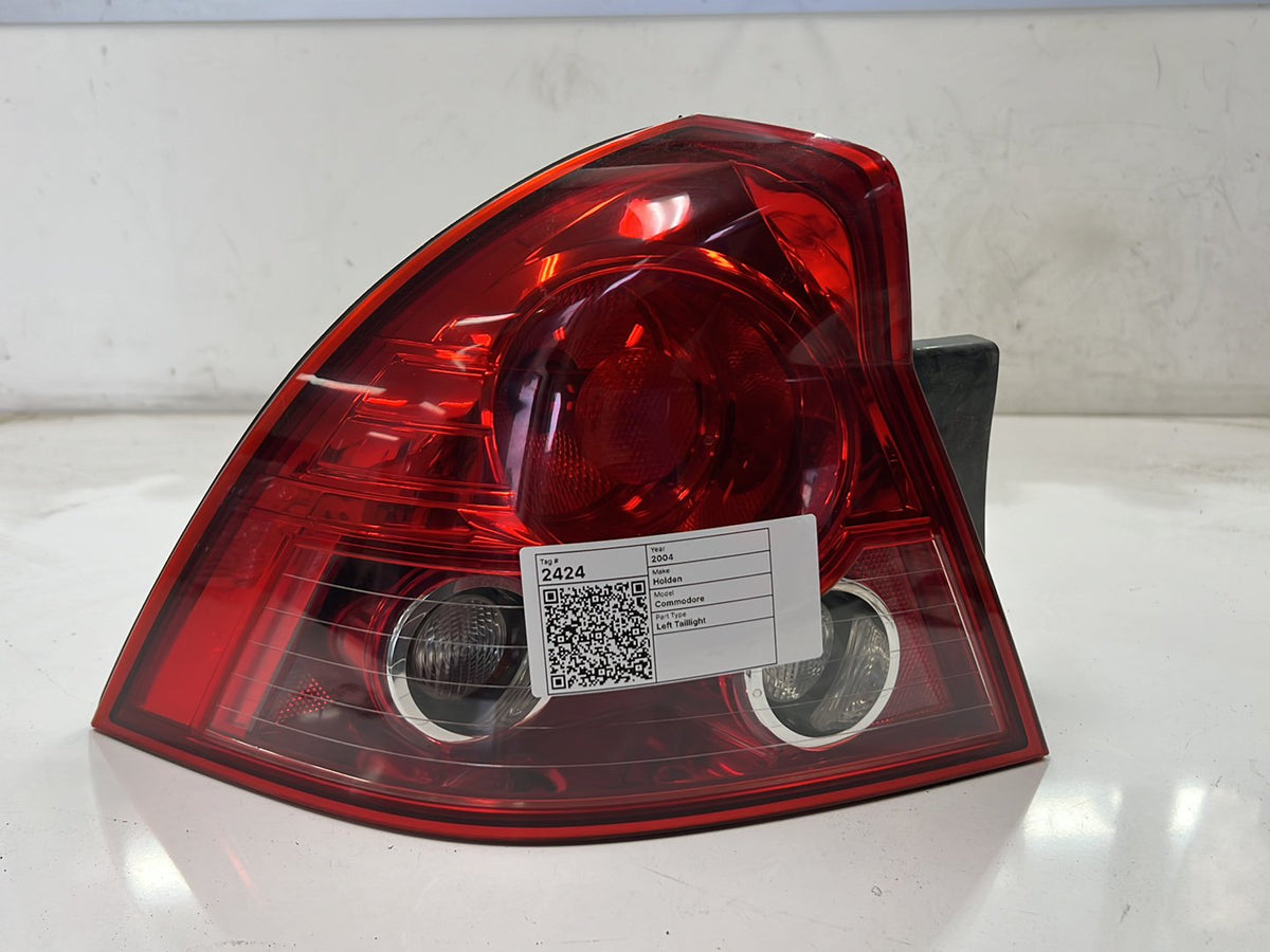 2004 Holden Commodore VZ - Left Taillight