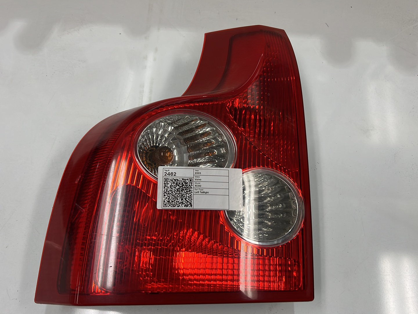 2003-2006 Volvo XC90 - Left Taillight