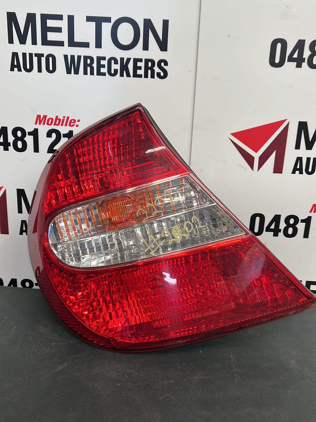 2004 Toyota Camry V30 - Left Taillight