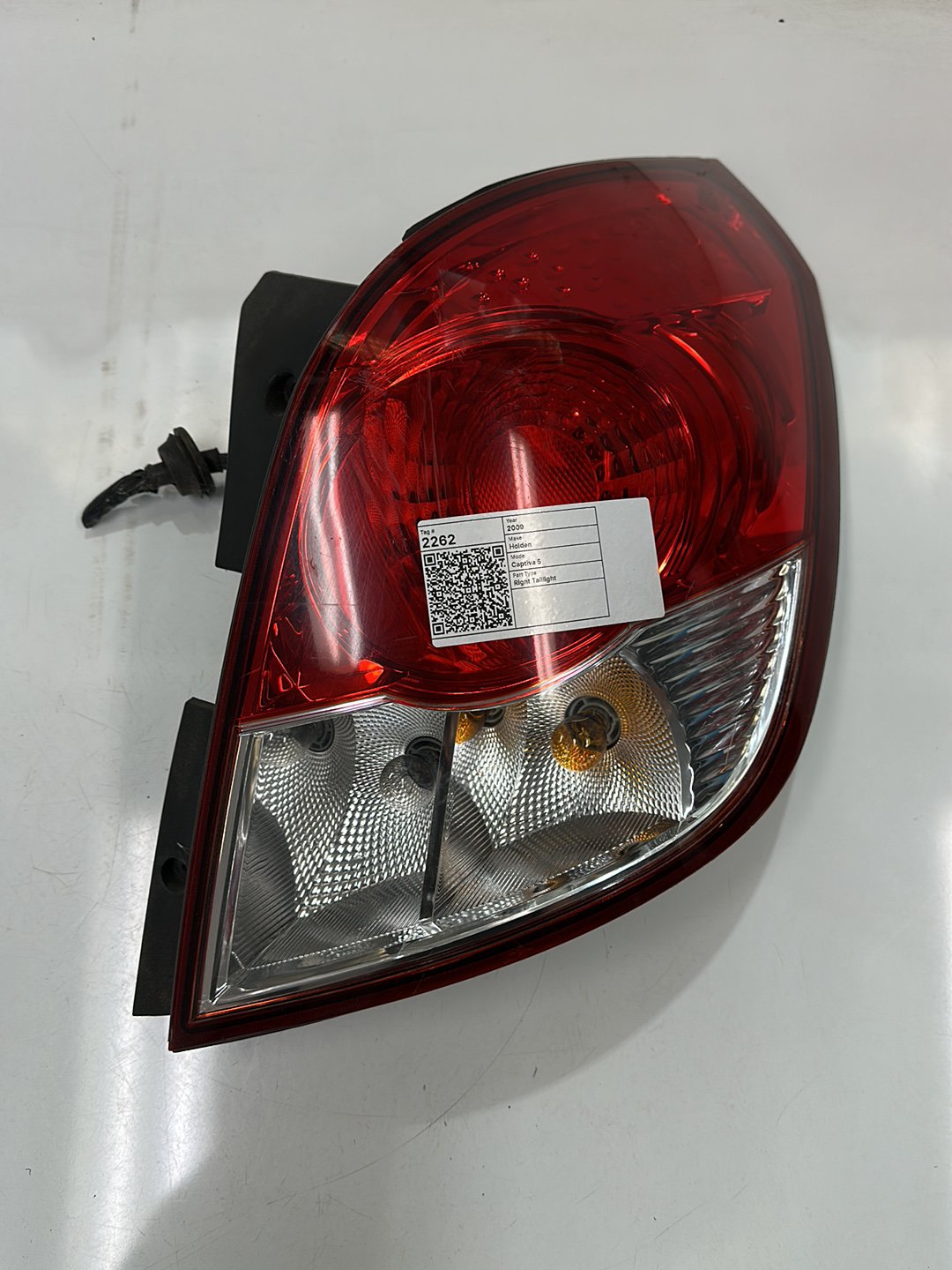 2009 Holden Captiva 5 CG - Right Taillight