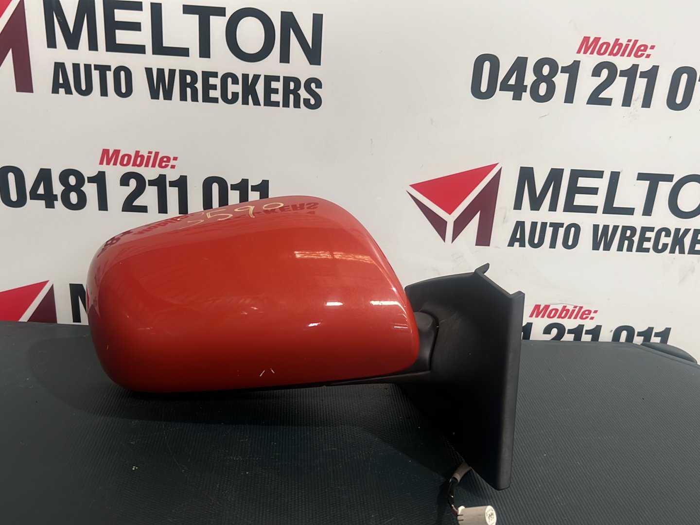 Oct 2005 to Jul 2011- Toyota Yaris NCP9# Hatchback Australia Only- Right Door Mirror- 3 Wire