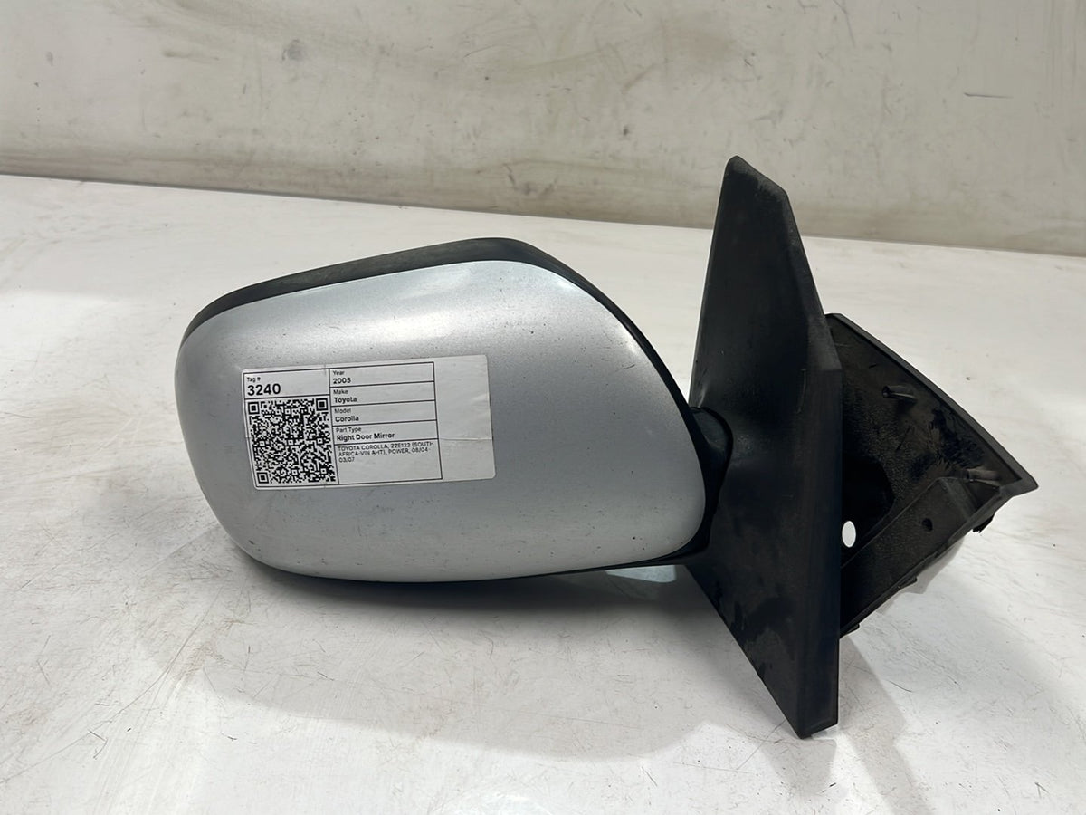 2004-2007 Toyota Corolla Right Door Mirror