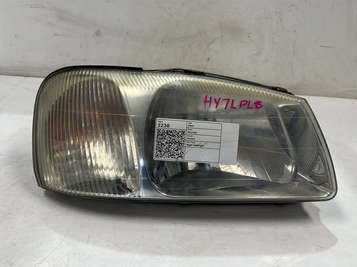 Jun 2000 to Feb 2003 - Hyundai Accent LC - Right Headlight