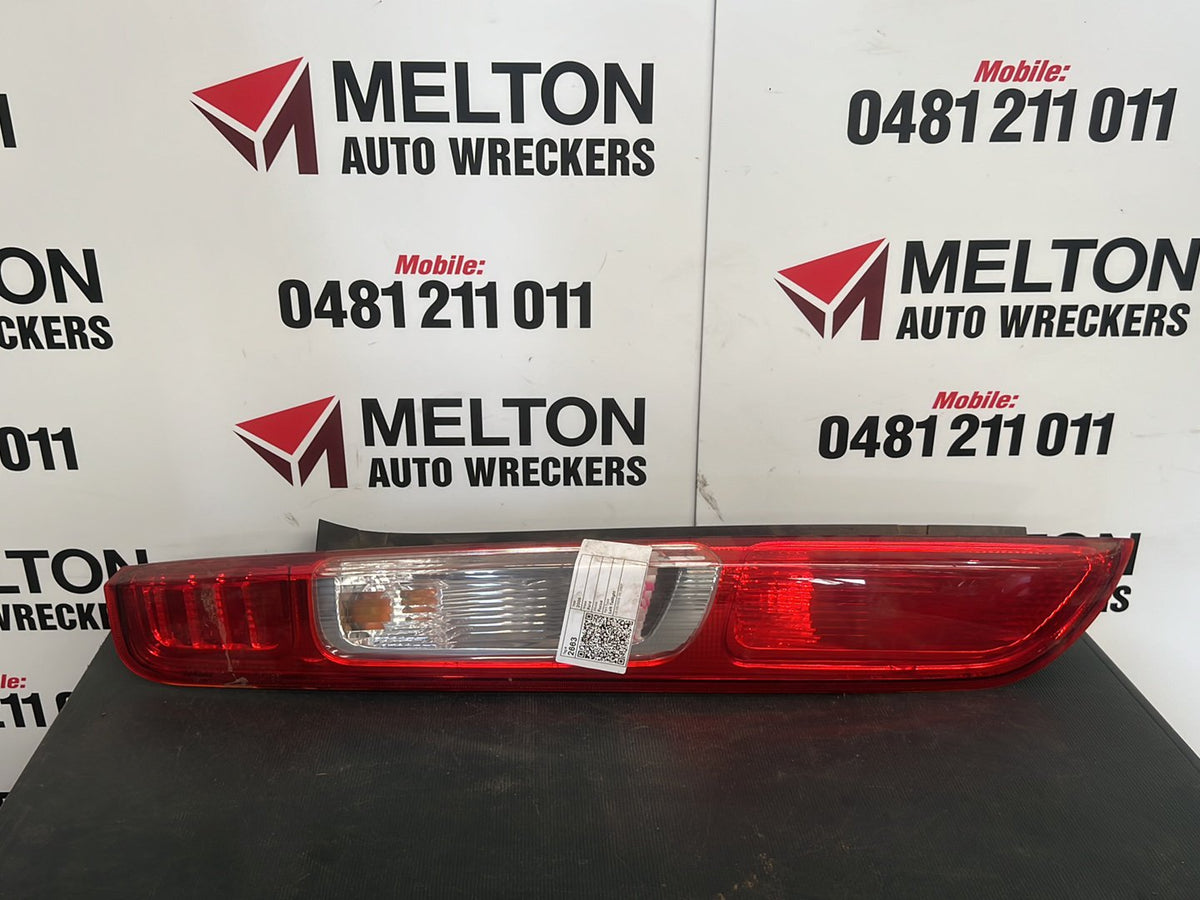 2005-2007 Ford Focus LS - Left Taillight