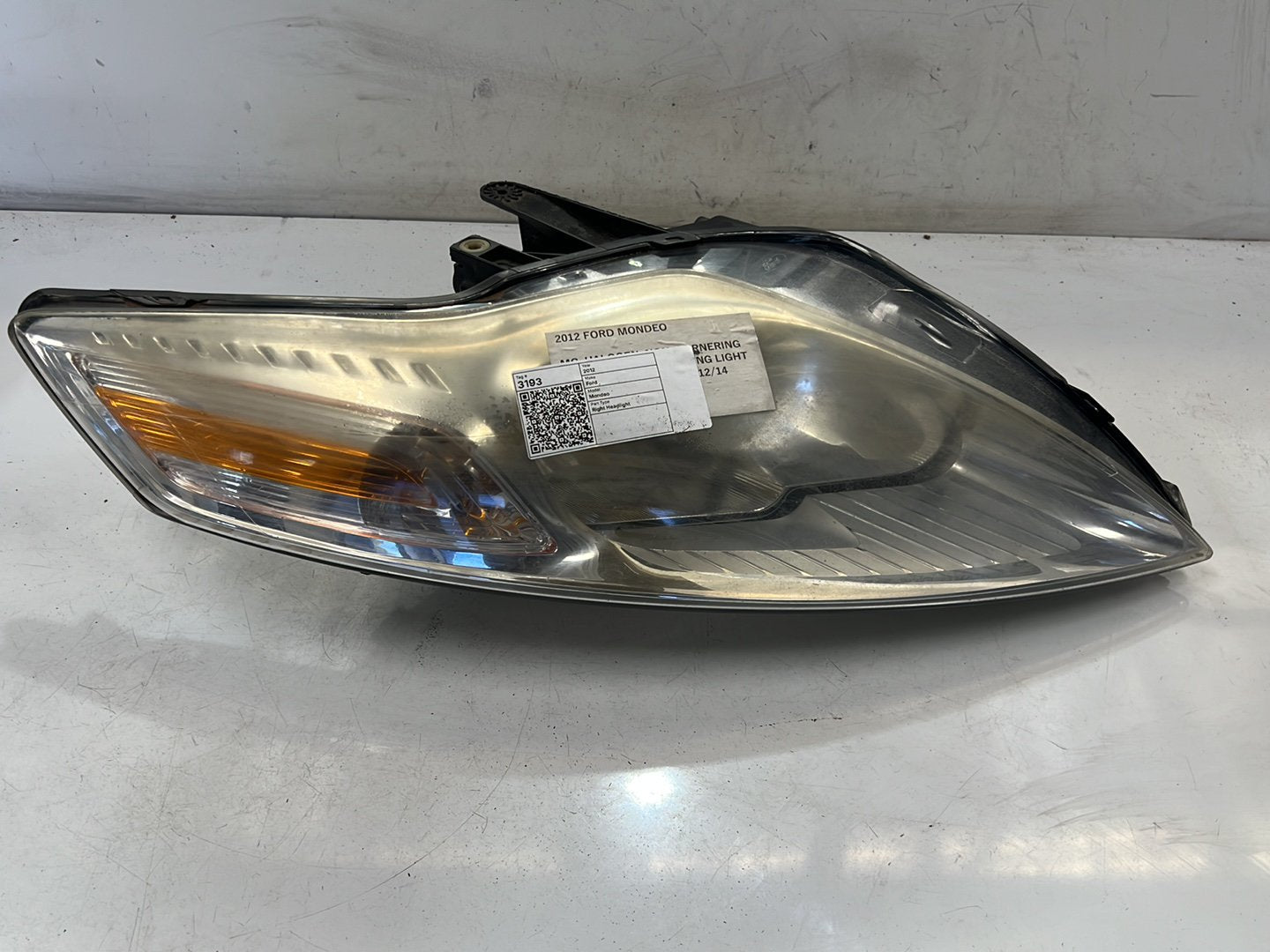 2009-2010 Ford Mondeo MB Right Headlight