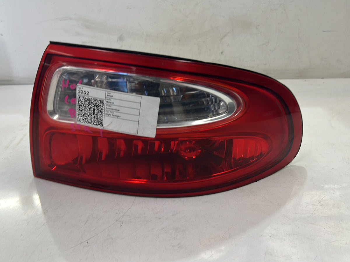 2000-2002 Holden Commodore VX Right Taillight