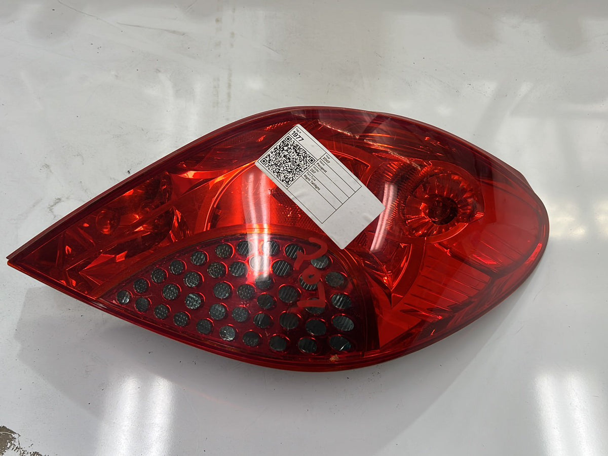 2007 Peugeot 207 - Right Taillight