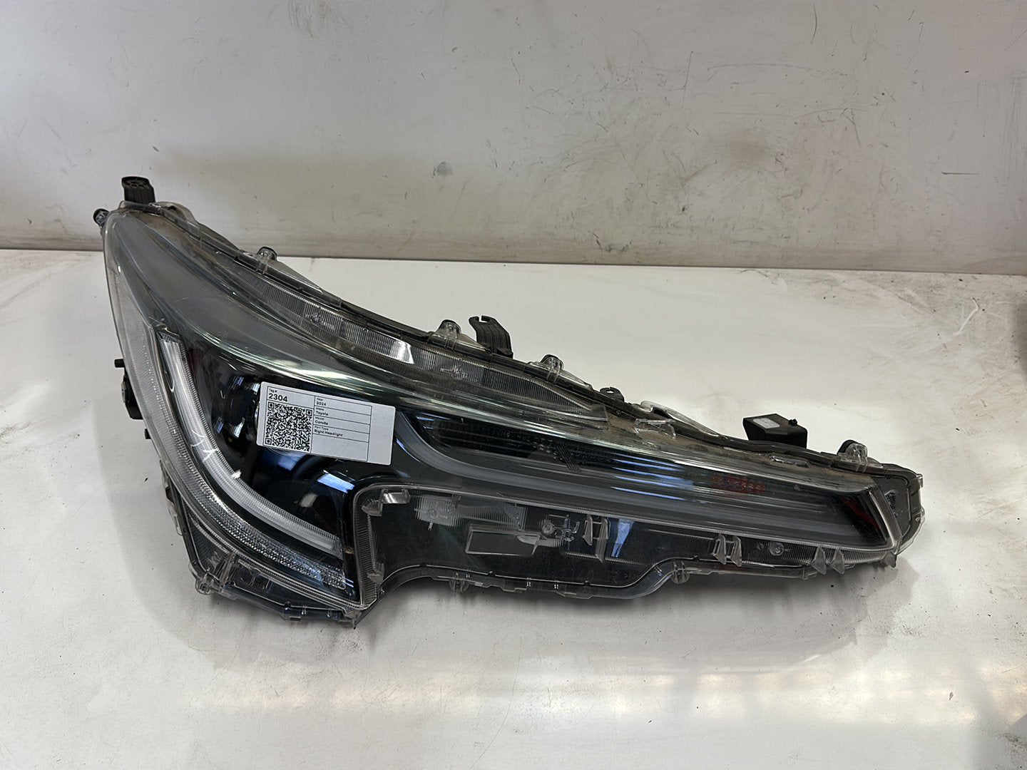 2024 Toyota Corolla - Right Headlight