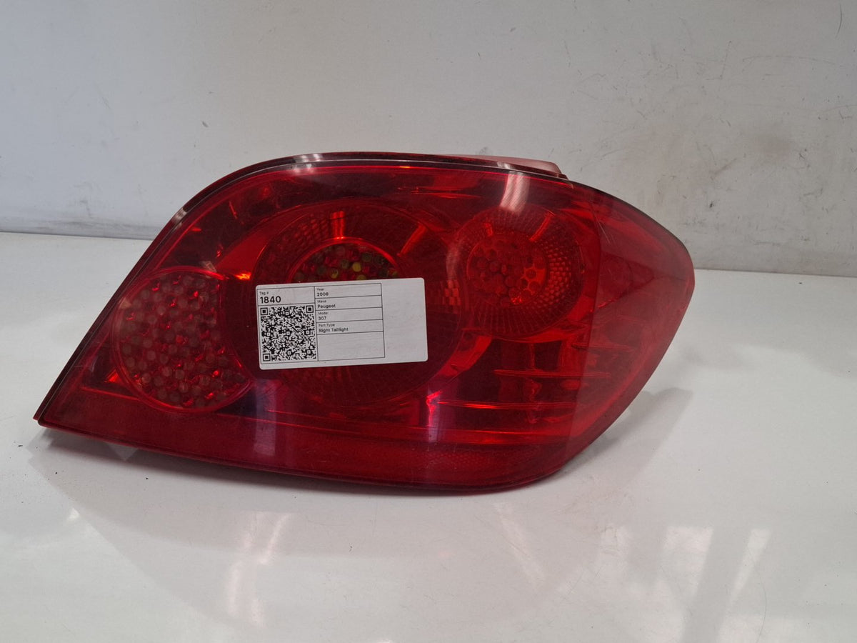Right Taillight, 2006, Peugeot, 307
