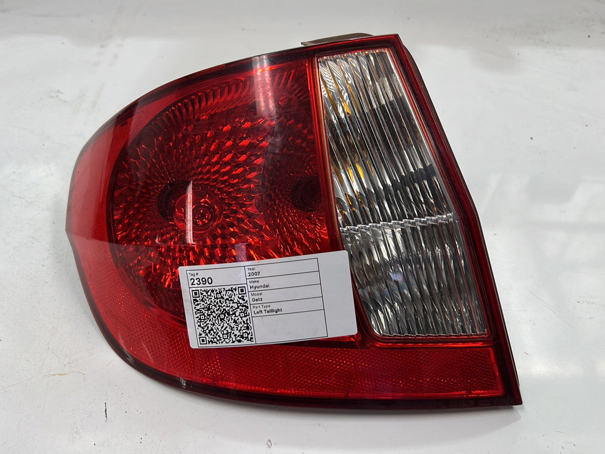 2007 Hyundai Getz - Left Taillight