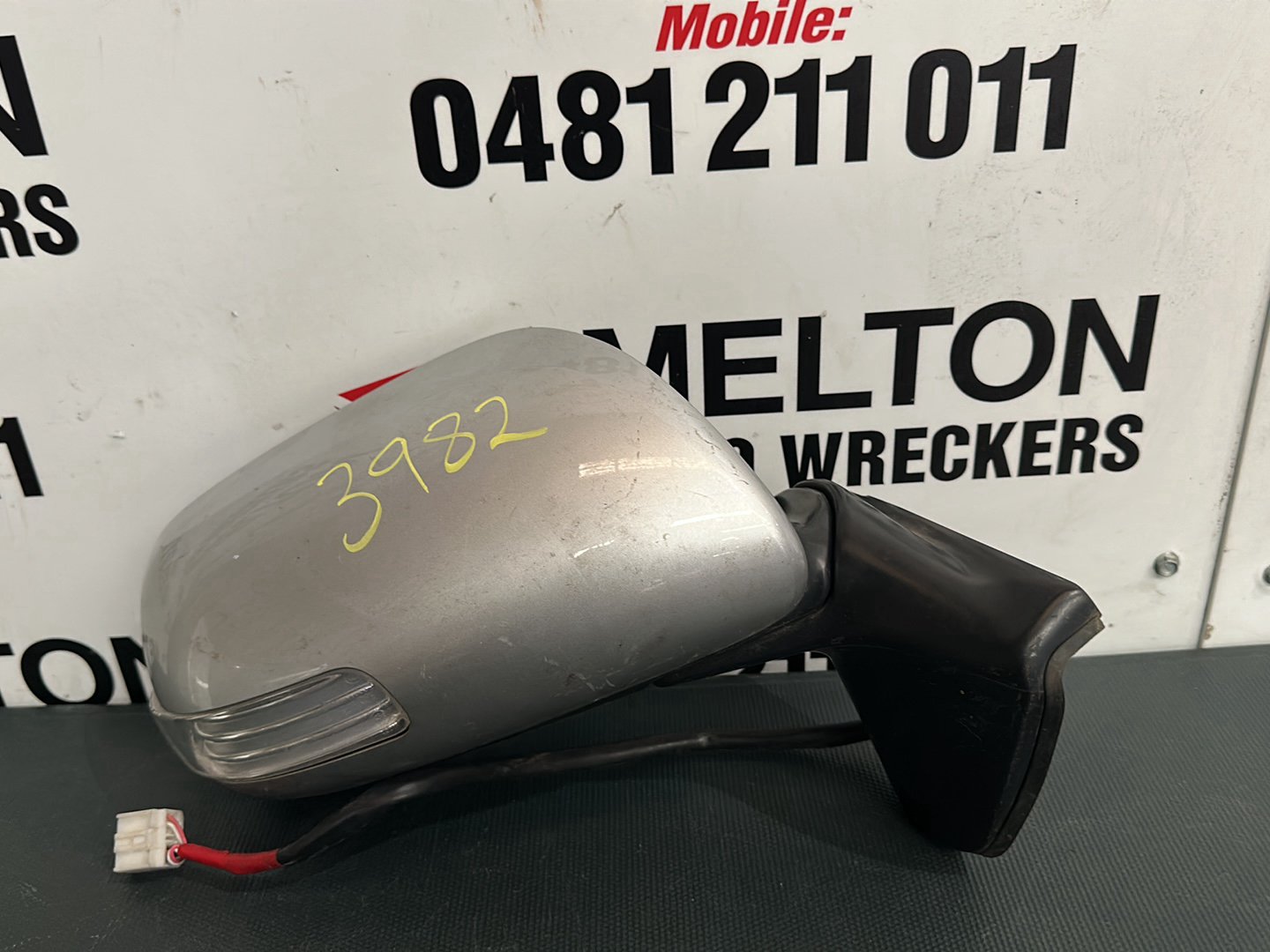 2009-2012 Toyota Corolla Right Door Mirror