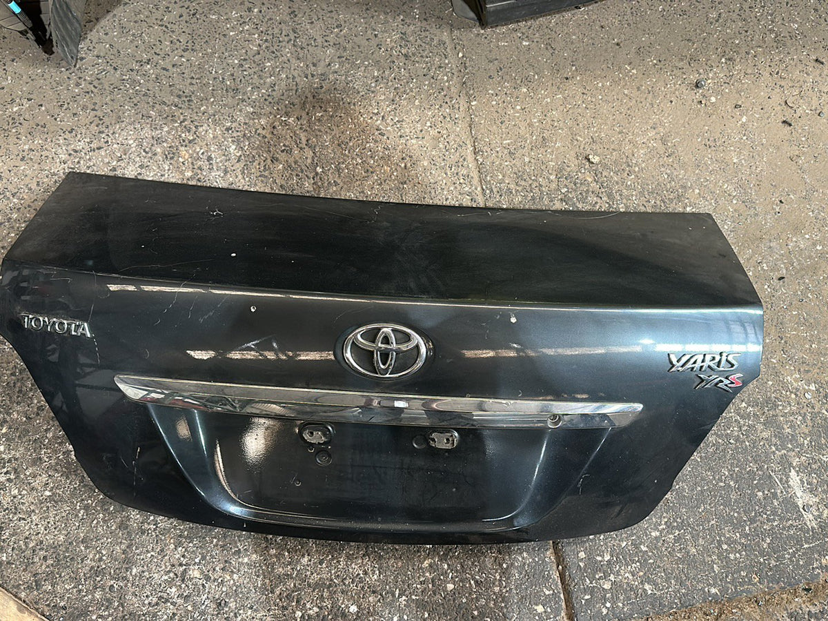 2006 Toyota Yaris Sedan Bootlid
