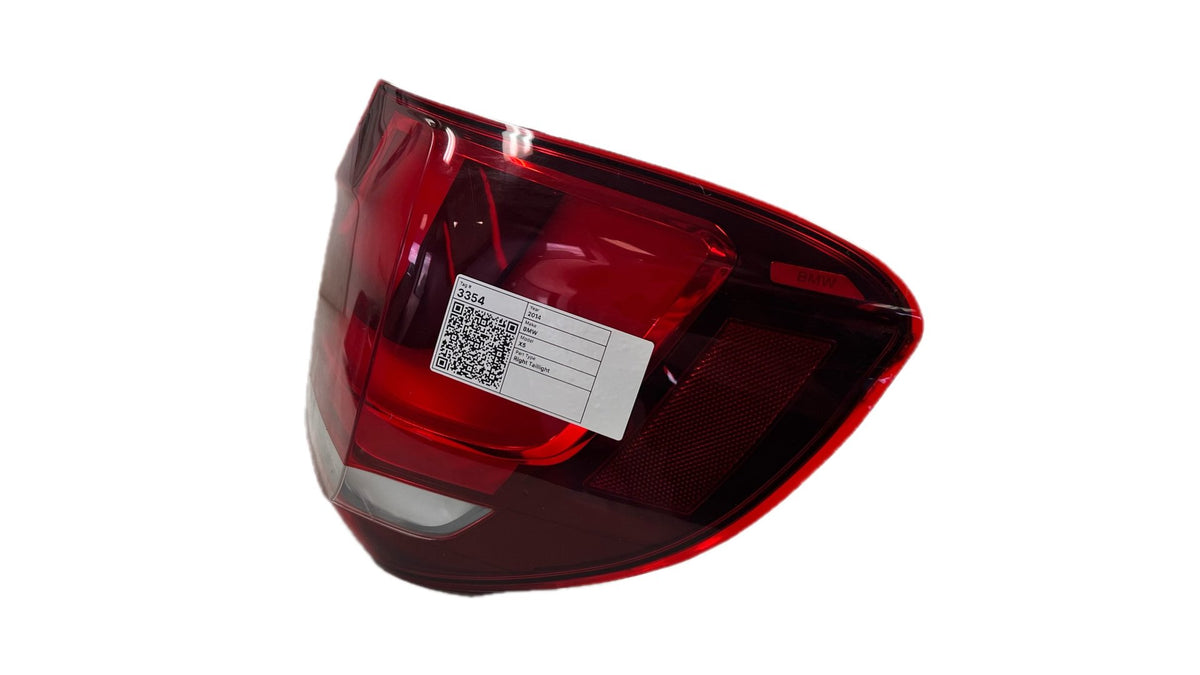 2014 BMW X5 Right Taillight