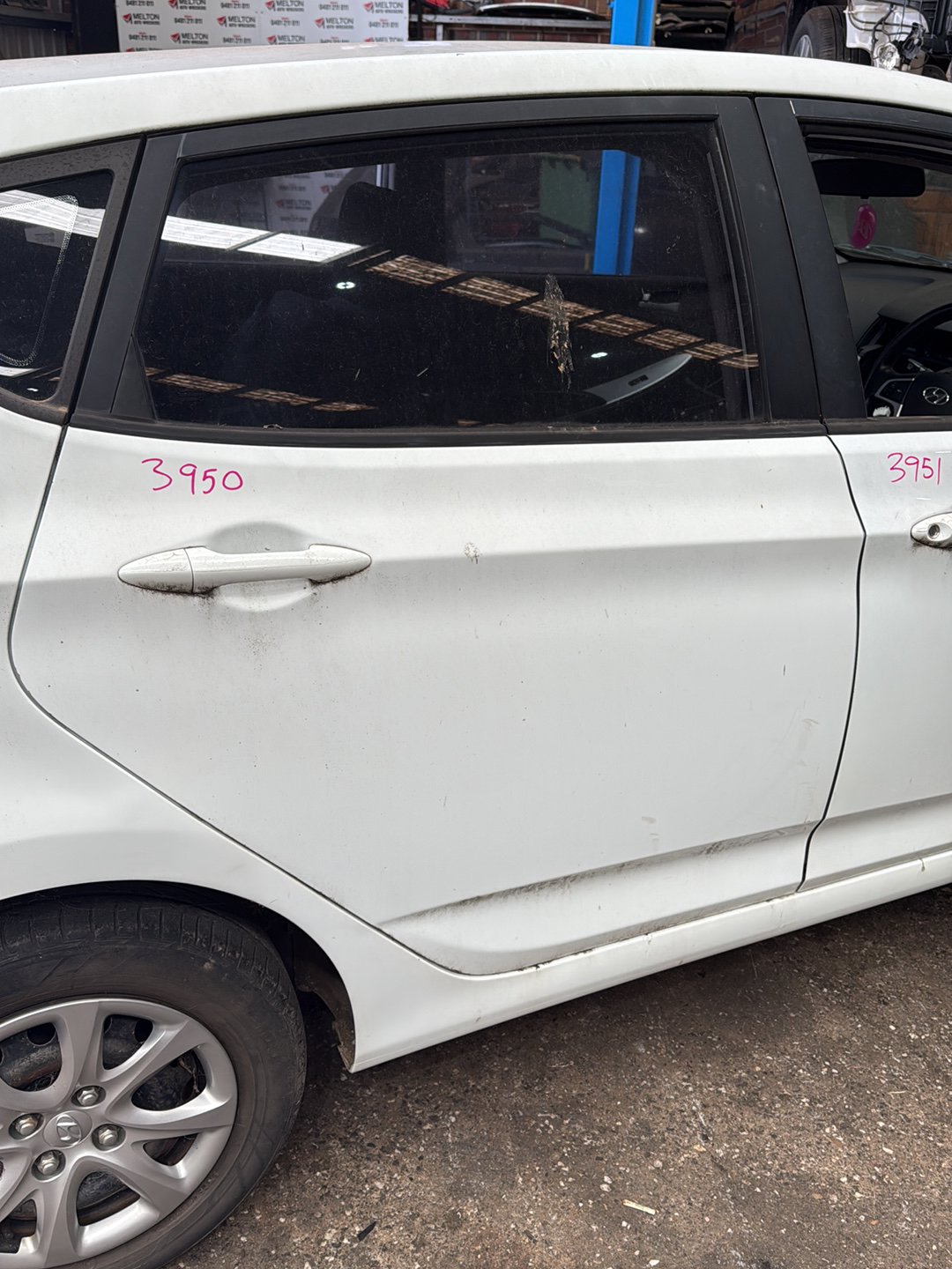 2014 Hyundai Accent RB- Right Rear Door