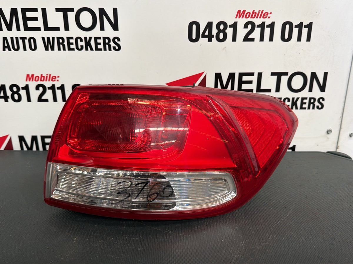 2015 Kia Sorento UM - Right Taillight