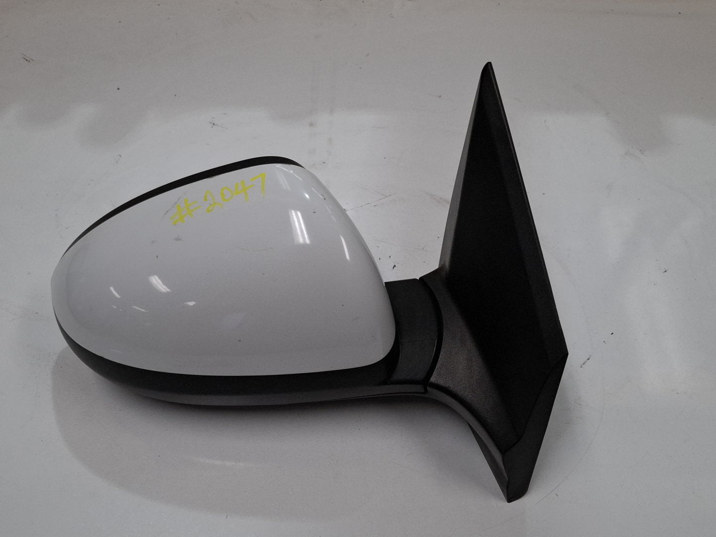 2014 Holden Barina TM Right Door Mirror E4 023437