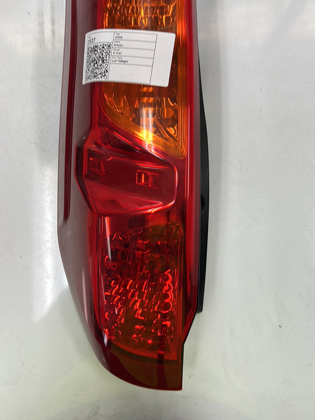 2009 Nissan X-Trail T31 - Left Taillight
