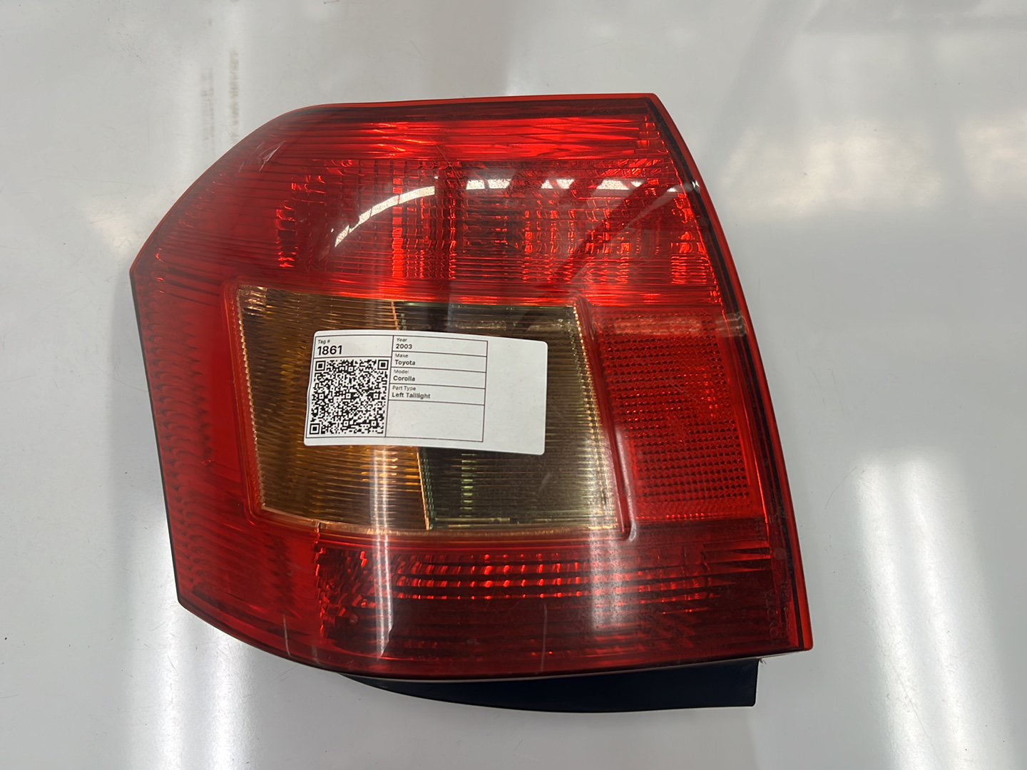 2003 Toyota Corolla - Right Taillight
