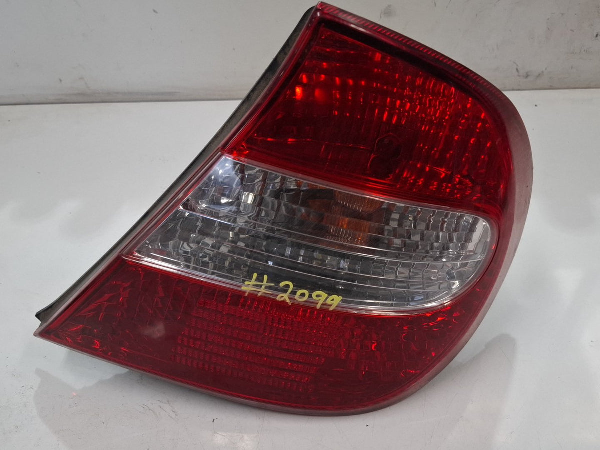 2004 Toyota Camry V30 - Right Taillight