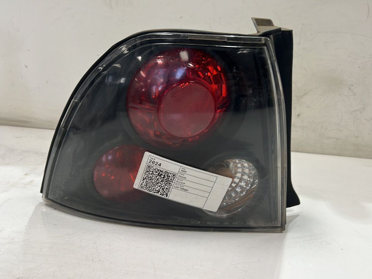 1995 Honda Accord - Left Taillight