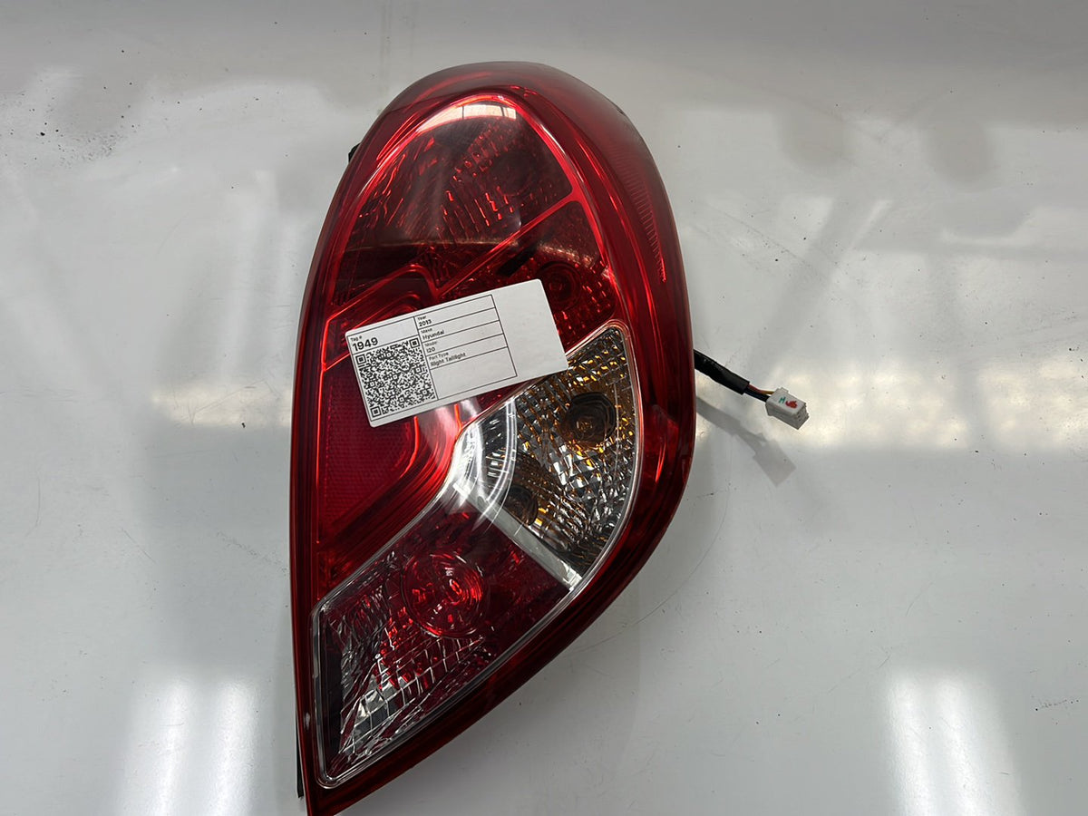 2013 Hyundai i20 PB - Right Taillight
