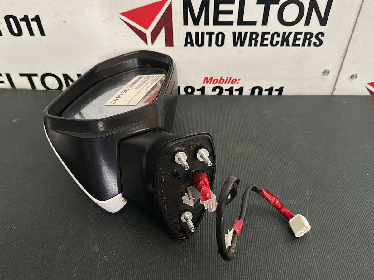 2017- 2024 Toyota Camry XV70- Right Door Mirror