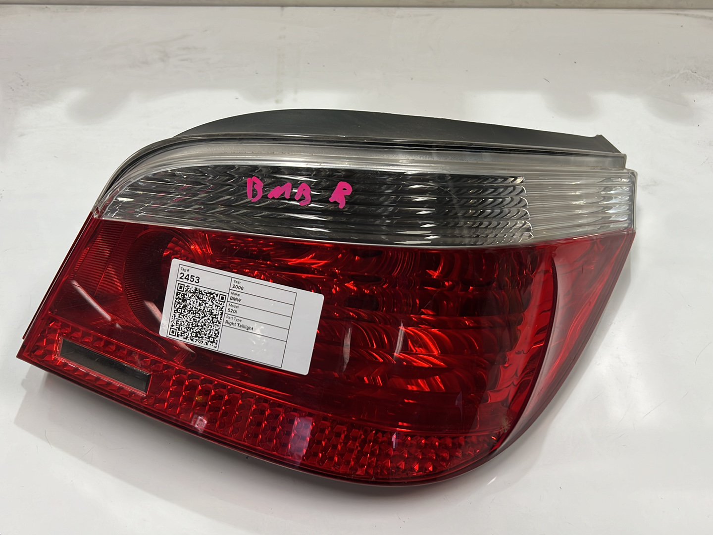 2003-2007 BMW 520i E60 - Right Taillight