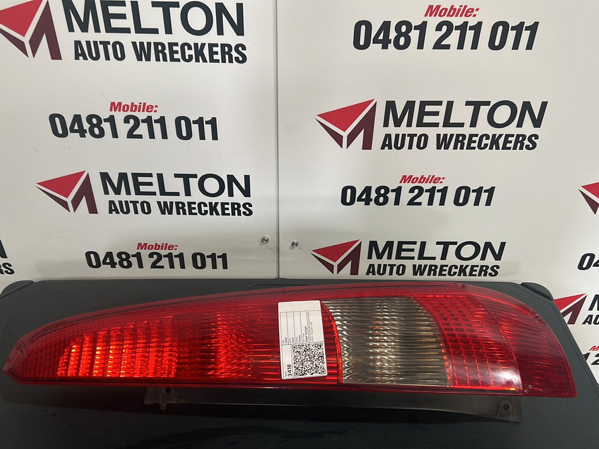 2004-2005 Ford Fiesta WP Right Taillight