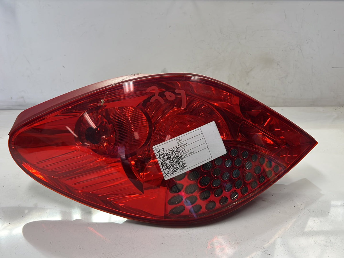 2007 Peugeot 207 - Left Taillight