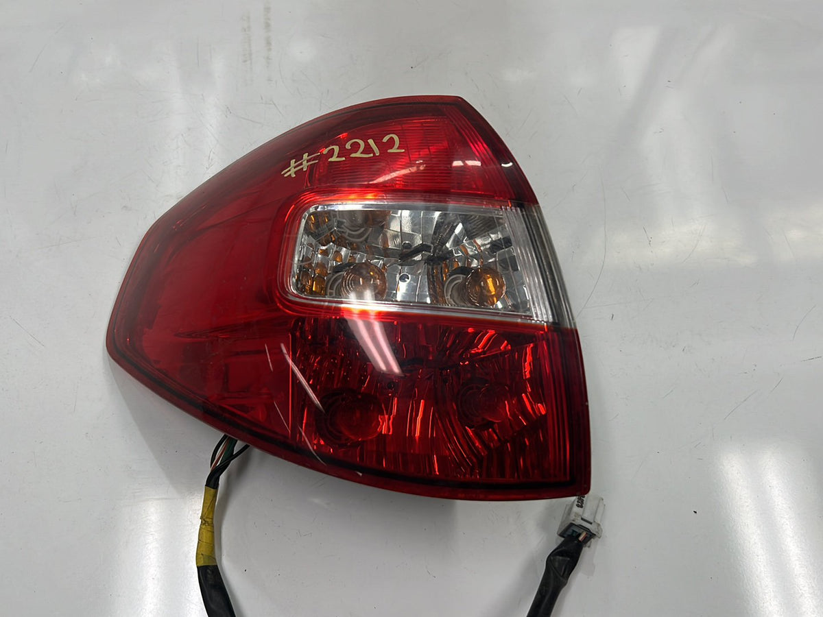 2010 Renault Koleos - Left Taillight