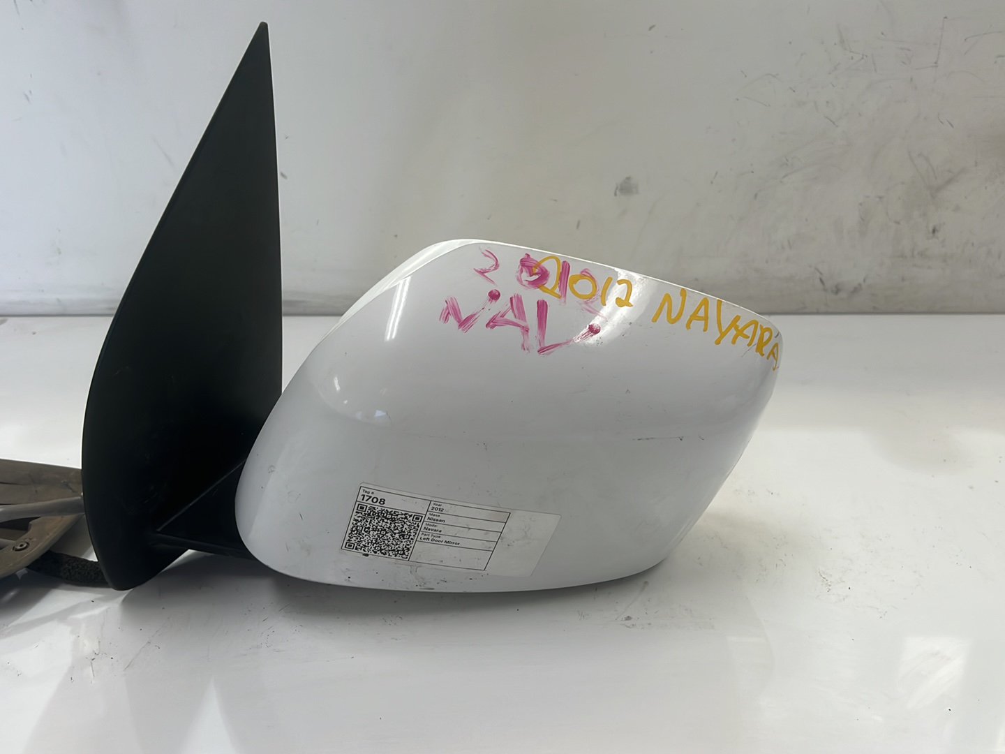 2012 Nissan Navara - Left Door Mirror