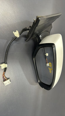 Aug 2011 to Dec 2019- Toyota Yaris NCP13# Hatchback- Right Door Mirror- Non-Heated Type